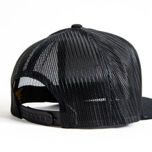 Load image into Gallery viewer, Cap trucker Snap Back - LOKI Basecamp Special edition - Overland
